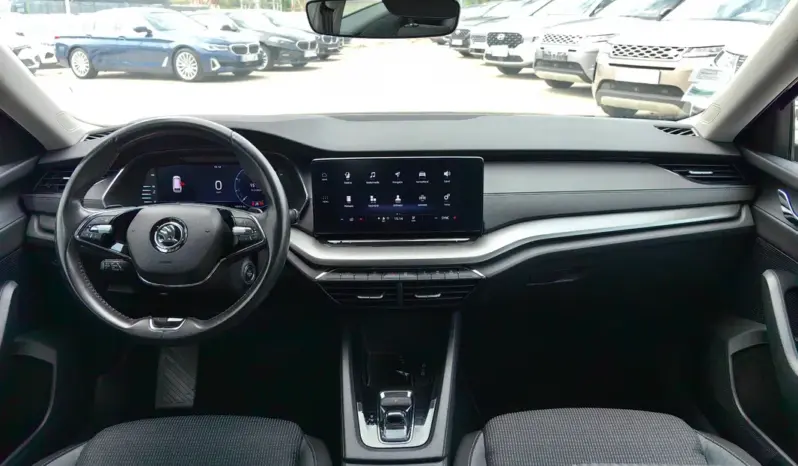 
								SKODA OCTAVIA full									