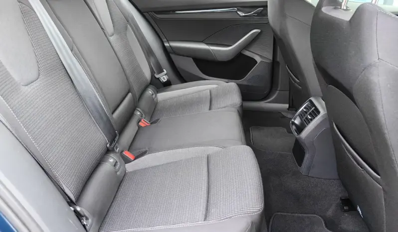 
								SKODA OCTAVIA full									