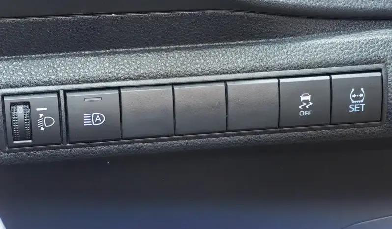 
								TOYOTA COROLLA full									