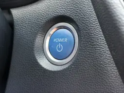 
										TOYOTA COROLLA full									