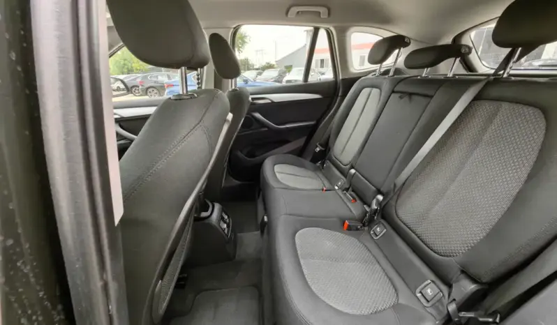 
								BMW X1 full									