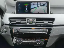 
										BMW X1 full									