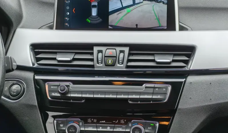 
								BMW X1 full									