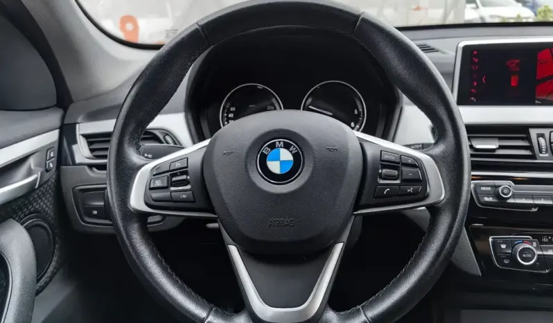
								BMW X1 full									