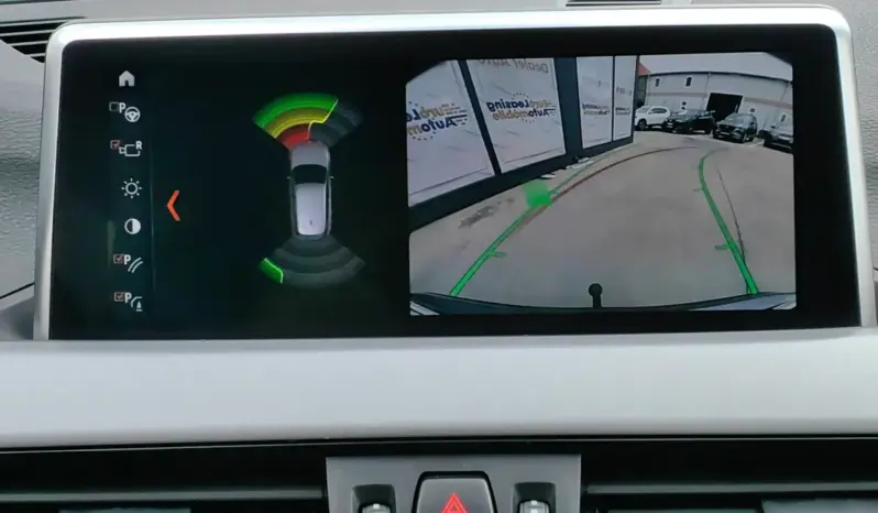 
								BMW X1 full									