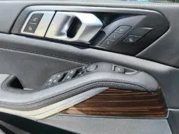 
										BMW X5 full									