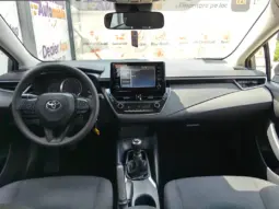
										TOYOTA COROLLA full									
