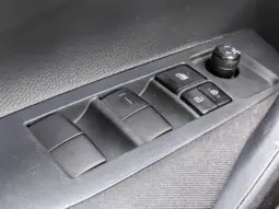 
										TOYOTA COROLLA full									