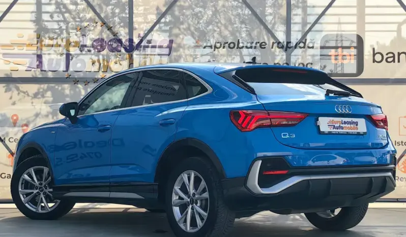 
								AUDI Q3 full									