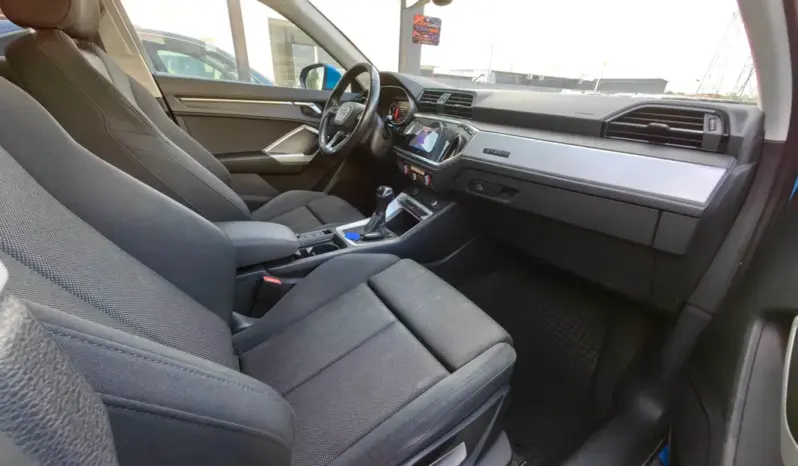 
								AUDI Q3 full									