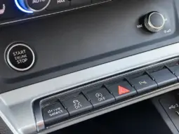 
										AUDI Q3 full									