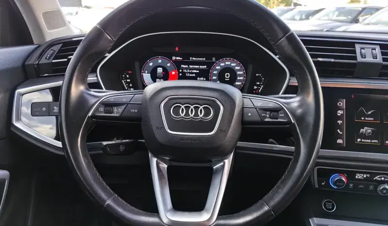 
								AUDI Q3 full									