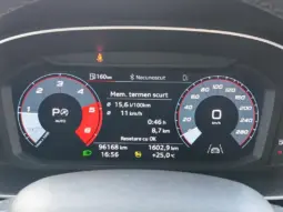
										AUDI Q3 full									
