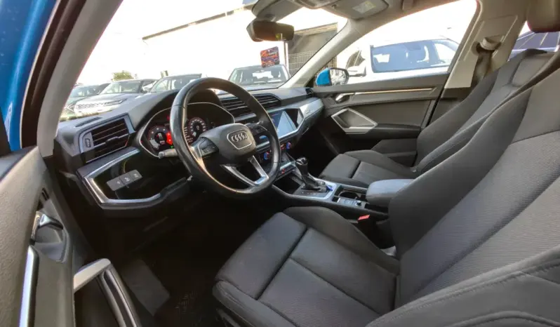 
								AUDI Q3 full									