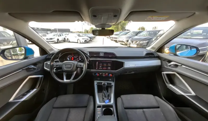 
								AUDI Q3 full									