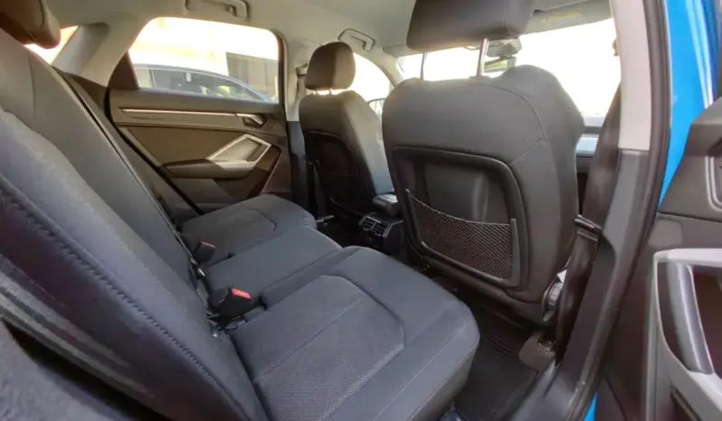 
								AUDI Q3 full									