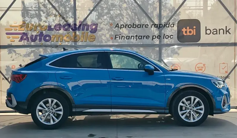 
								AUDI Q3 full									