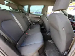 
										SEAT ARONA full									