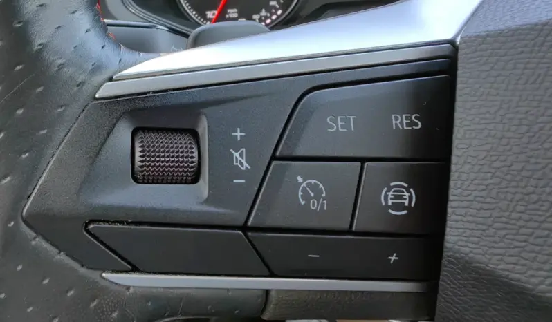 
								SEAT ARONA full									