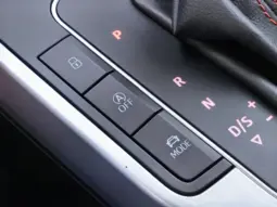 
										SEAT ARONA full									