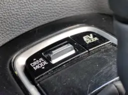 
										TOYOTA COROLLA full									