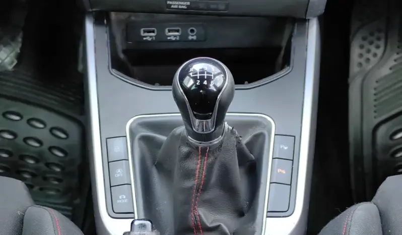 
								SEAT ARONA full									