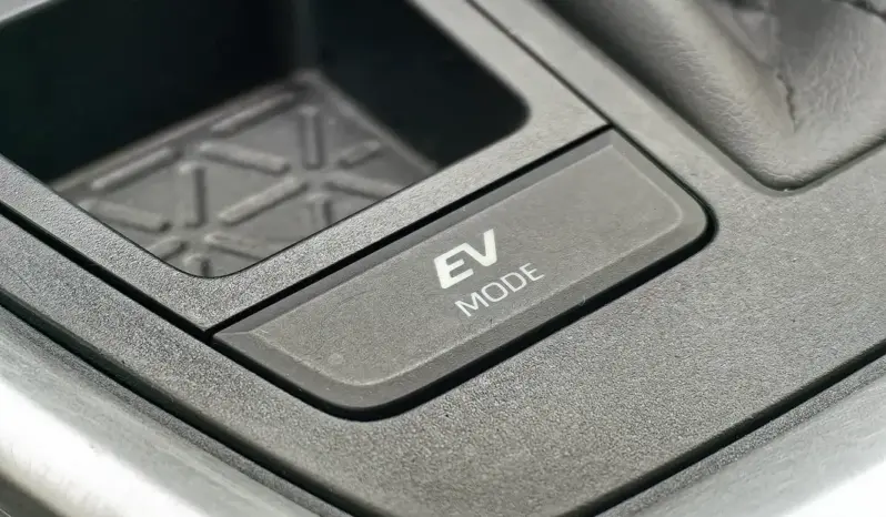 
								TOYOTA RAV 4 full									