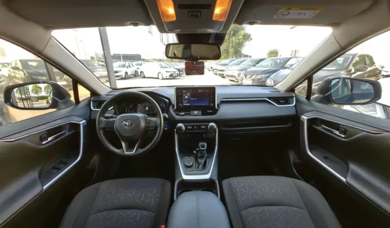 
								TOYOTA RAV 4 full									