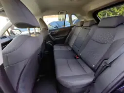 
										TOYOTA RAV 4 full									