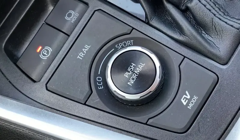 
								TOYOTA RAV 4 full									