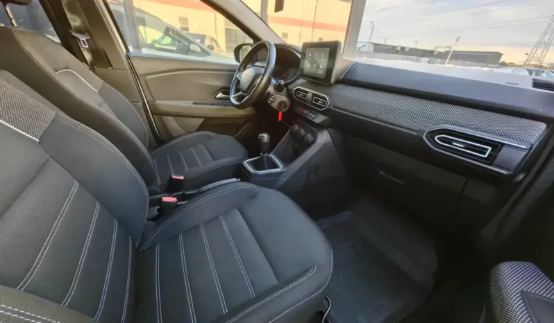 
								DACIA JOGGER full									