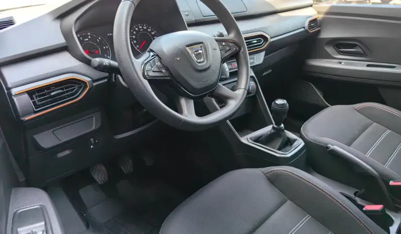 
								DACIA SANDERO full									