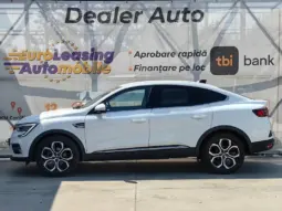 
										RENAULT ARKANA full									