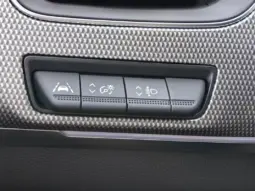 
										RENAULT ARKANA full									
