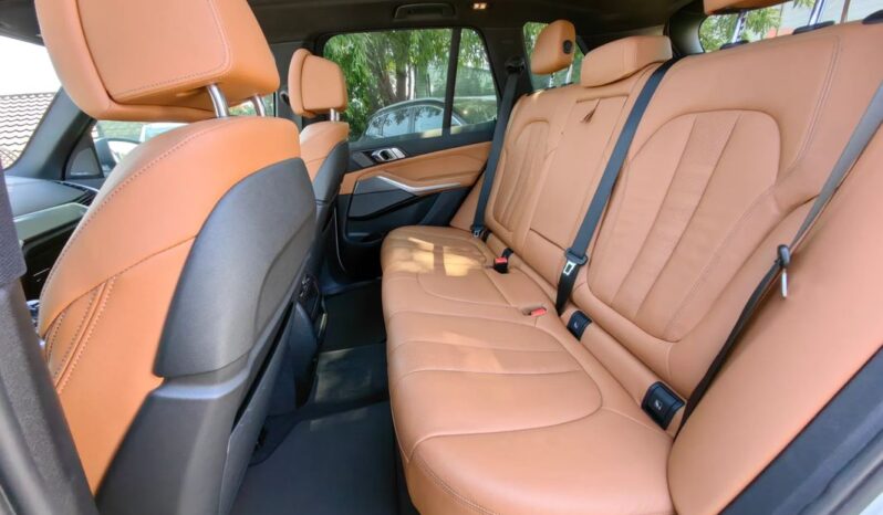 
								BMW X5 full									