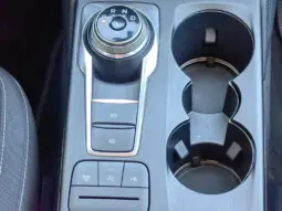 
										FORD KUGA full									
