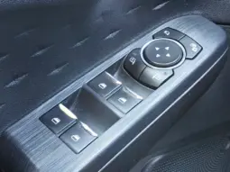 
										FORD KUGA full									