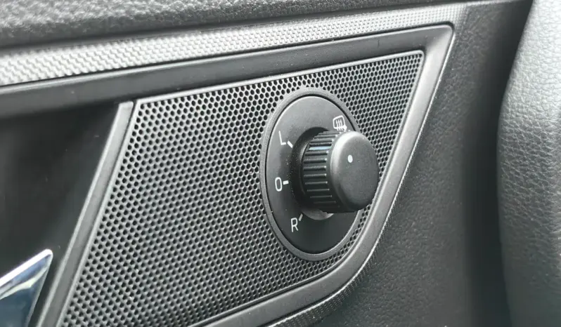 
								SKODA FABIA full									