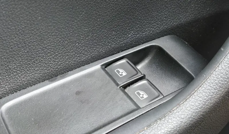 
								SKODA FABIA full									