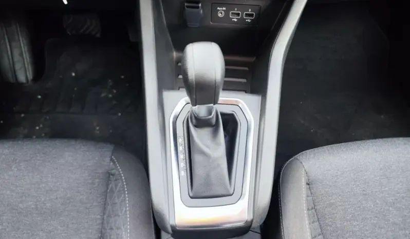 
								RENAULT CLIO full									