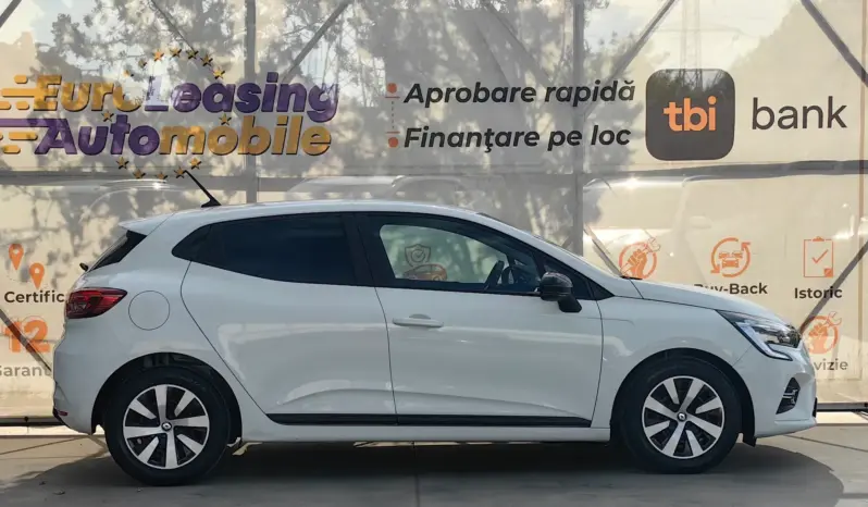 
								RENAULT CLIO full									