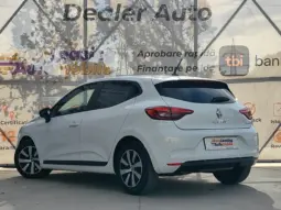 
										RENAULT CLIO full									