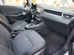 
										RENAULT CLIO full									