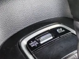 
										TOYOTA COROLLA full									
