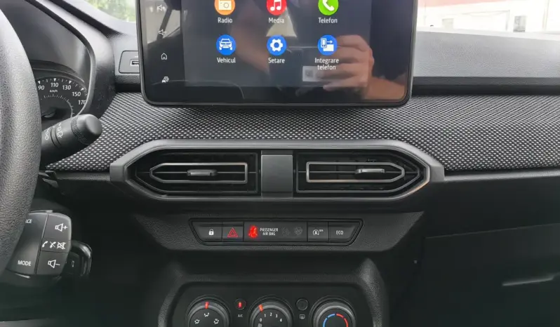 
								DACIA SANDERO full									