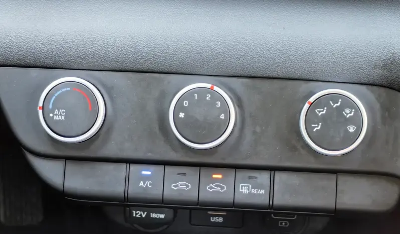 
								HYUNDAI ELANTRA full									
