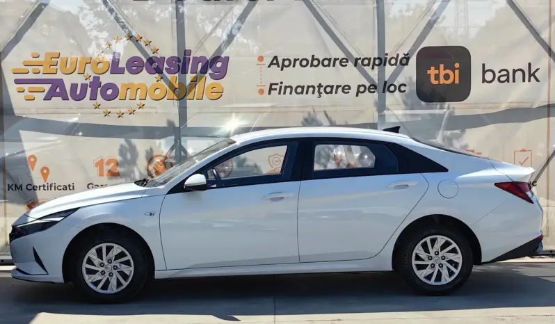 
								HYUNDAI ELANTRA full									