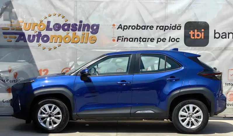 
								TOYOTA YARIS CROSS full									