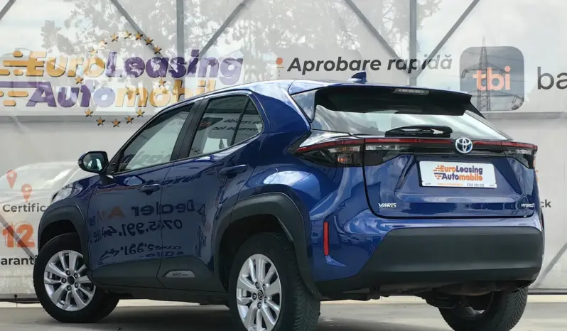 
								TOYOTA YARIS CROSS full									