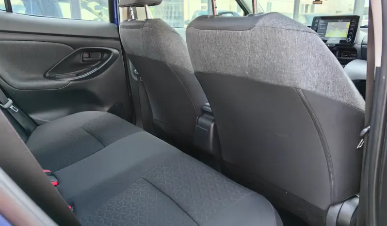 
								TOYOTA YARIS CROSS full									